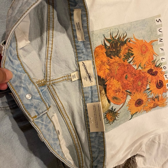 Universal Thread Jean shorts size 8 with top NWT - Picture 5 of 5